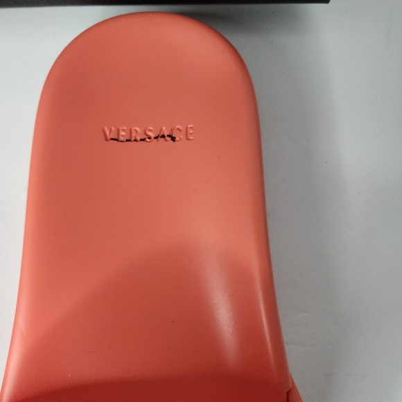 Versace Palazzo Pool Slides size 36.5 - Picture 6 of 12